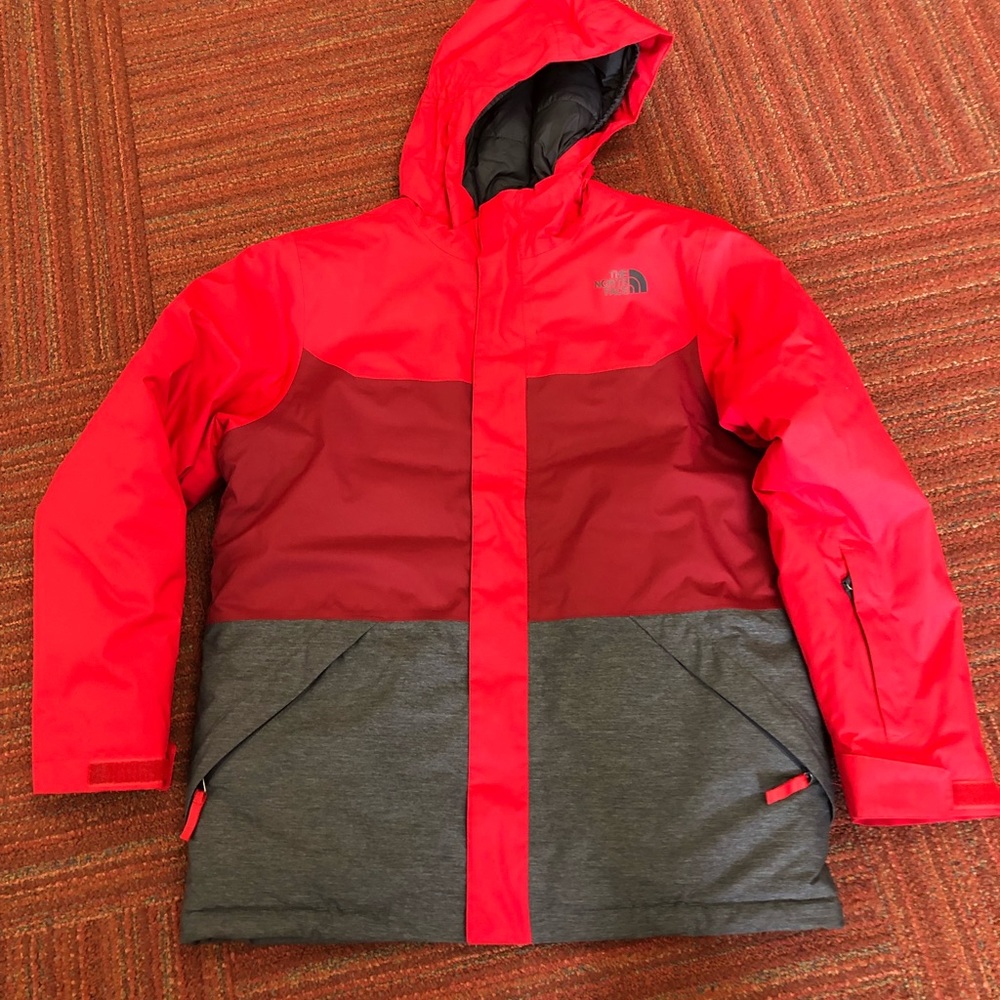 The north face boys large Brayden winter coat